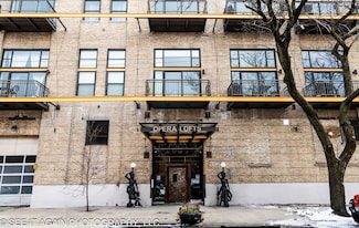 2545 S Dearborn St Unit 513, Chicago, IL 60616