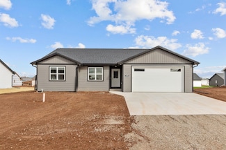 2050 White Dove Ln, Kaukauna, WI 54130