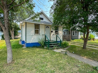 185 6th St NE, Huron, SD 57350