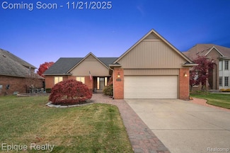 48309 Tecumseh Dr, Macomb, MI 48044