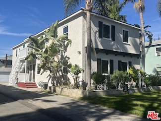 4129 W Toluca Lake Ave, Burbank, CA 91505