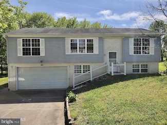 45 Cambridge Cir, Liverpool, PA 17045