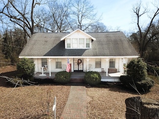 408 N Main St, Iuka, MS 38852