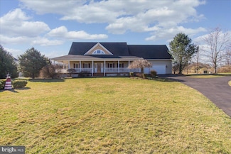 14 Daufuskie Ln, Inwood, WV 25428