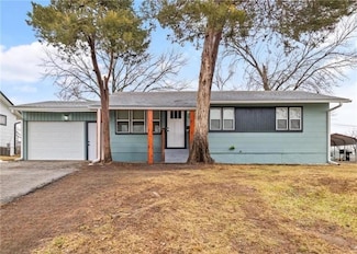 7505 E 49th Terrace, Kansas City, MO 64129