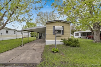 1018 Wish Cir, East Aurora, NY 14052