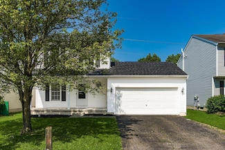 8581 Smokey Hollow Dr, Lewis Center, OH 43035
