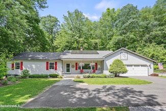 83 Bradley St, North Adams, MA 01247