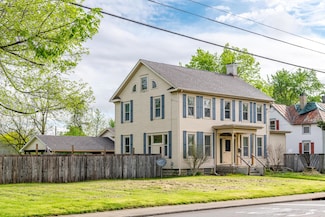 517 W Locust St, Wilmington, OH 45177