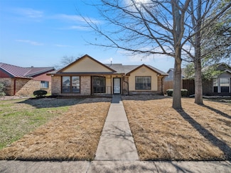 716 Fieldwood Dr, Mesquite, TX 75150