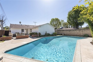 5401 Lemona Ave, Sherman Oaks, CA 91411