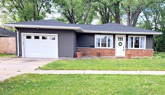 453 Lakewood Blvd, Park Forest, IL 60466