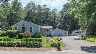 9A & 9B Waters Edge Rd, Atkinson, NH 03811