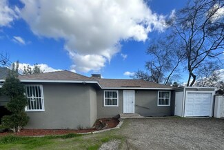 1240 N Hughes Ave, Fresno, CA 93728