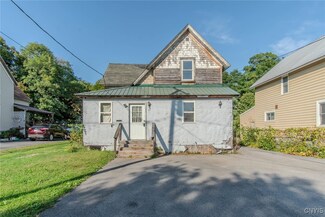 83 Grove St, Gouverneur, NY 13642