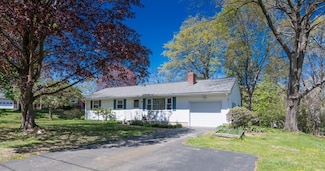 16 Highland Cir, Hadley, MA 01035