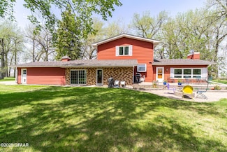 3501 54th Ave N, Grand Forks, ND 58203