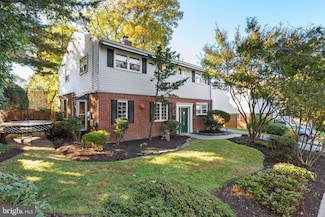 10704 Maybrook Ave, Kensington, MD 20895