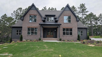 315 Sloan Ln, Aberdeen, NC 28315