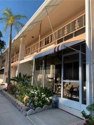 4151 55th Way N Unit 953, Kenneth City, FL 33709