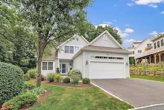 24 Windflower Ln, Shelton, CT 06484