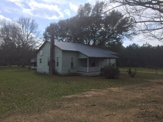 119 Kioto Rd, Tylertown, MS 39667