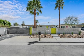 2020 Lawrence St, Palm Springs, CA 92264