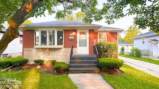 658 Mackinaw Ave, Calumet City, IL 60409