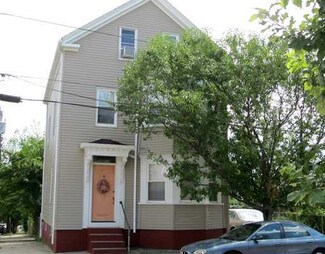 147 Ives St, Providence, RI 02906