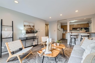 1008 N Corona St Unit 205, Denver, CO 80218