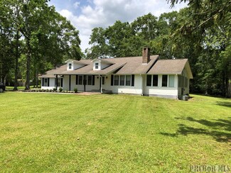 1400 Third Ave, Picayune, MS 39466