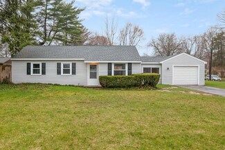 1117 Brentwood Ave, Elkhart, IN 46514