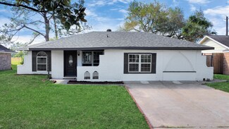 12326 Barbizon Dr, Houston, TX 77089