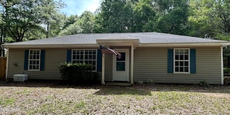 5950 Springdale Dr, Crestview, FL 32539