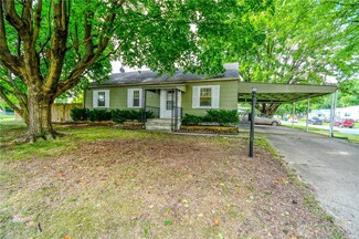 1735 Russet Ave, Dayton, OH 45410