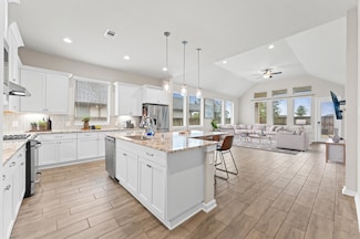 4734 Franklin Way, Rosharon, TX 77583