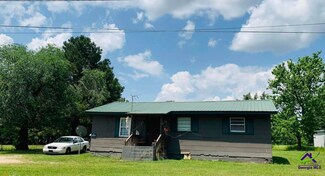 762 Borum St, Unadilla, GA 31091
