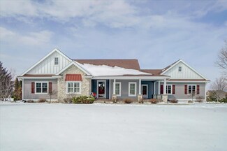 3097 Saddle Brooke Tr, Bristol, WI 53590