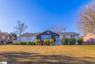 116 Maxton St, Spartanburg, SC 29302