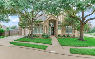 8611 Springmere Ct, Houston, TX 77095