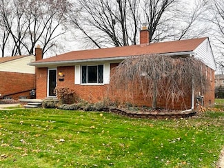 15765 Canberra St, Roseville, MI 48066