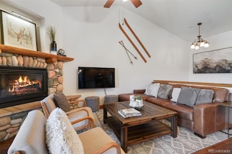113 Lookout Ridge Dr, Dillon, CO 80435
