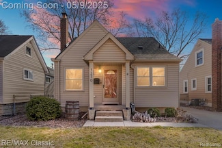 3270 Cummings Ave, Berkley, MI 48072