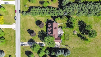 874 Andayol Dr, Kouts, IN 46347