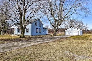 24464 Redfield St, Edwardsburg, MI 49112