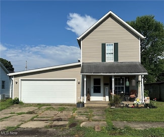 457 Spaulding Ave, Newcomerstown, OH 43832