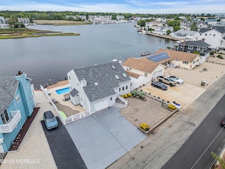 654 Fairview Ln, Forked River, NJ 08731