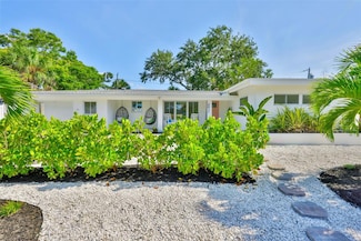 4817 Trade Winds Dr S, Gulfport, FL 33711