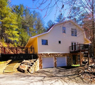 9 Domenico Dr, Murphy, NC 28906