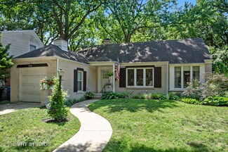 6716 N Sioux Ave, Chicago, IL 60646
